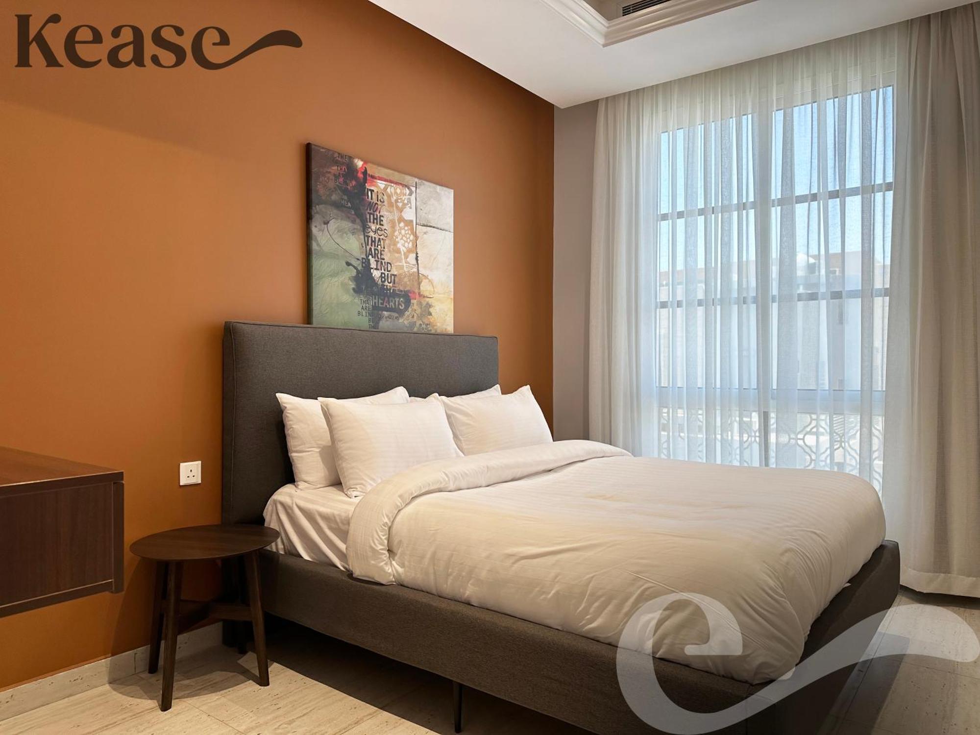 Kease Yasmin E-3 Royal Touch Gx80 Apartment