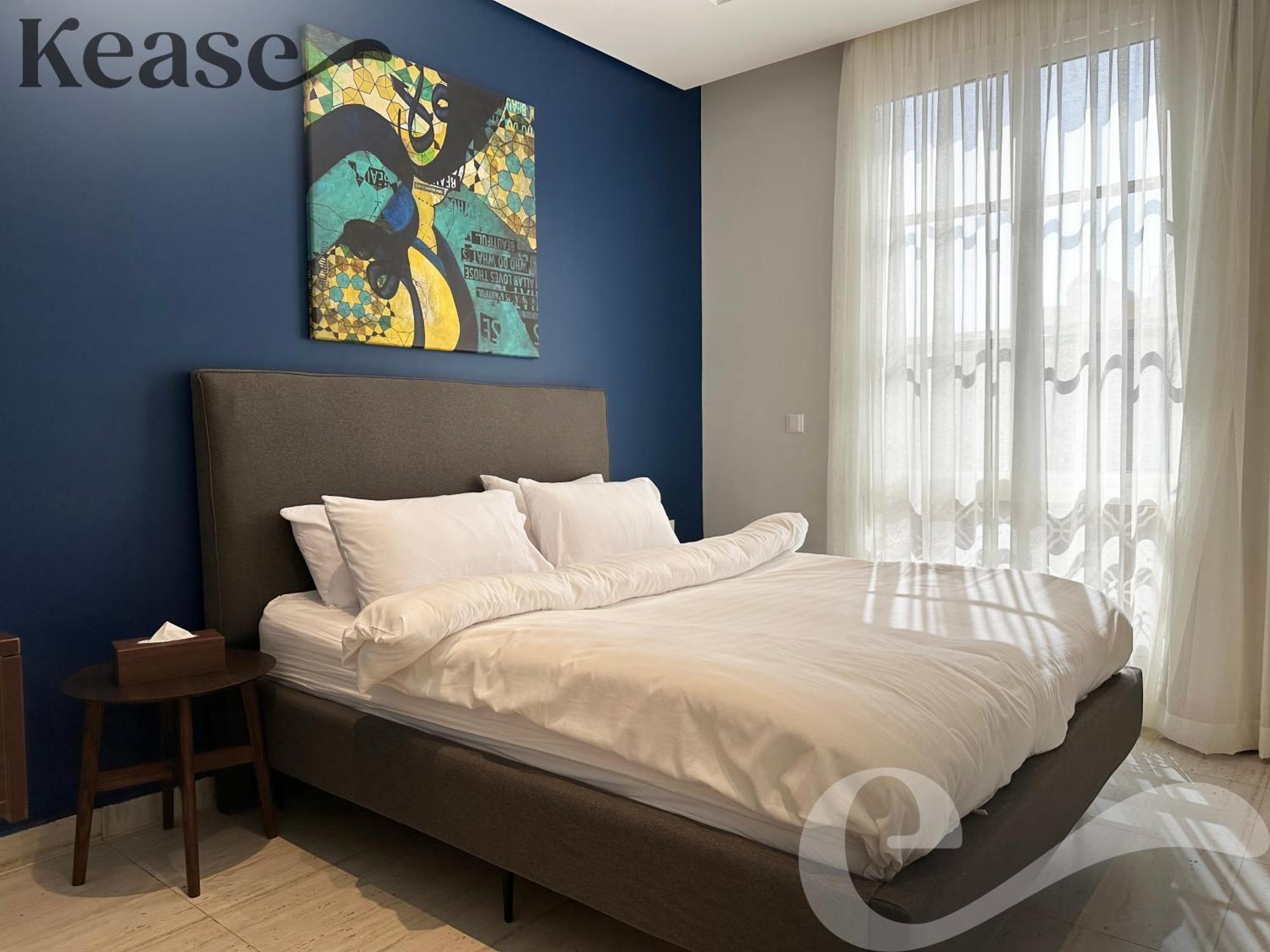 Kease Yasmin E-3 Royal Touch Gx80 Apartment