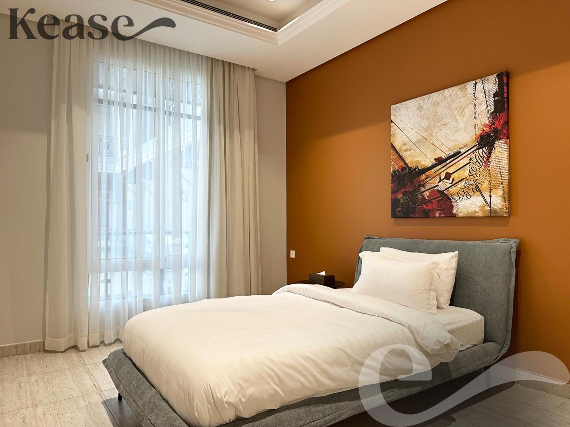 Kease Yasmin E-3 Royal Touch Gx80 Apartment *