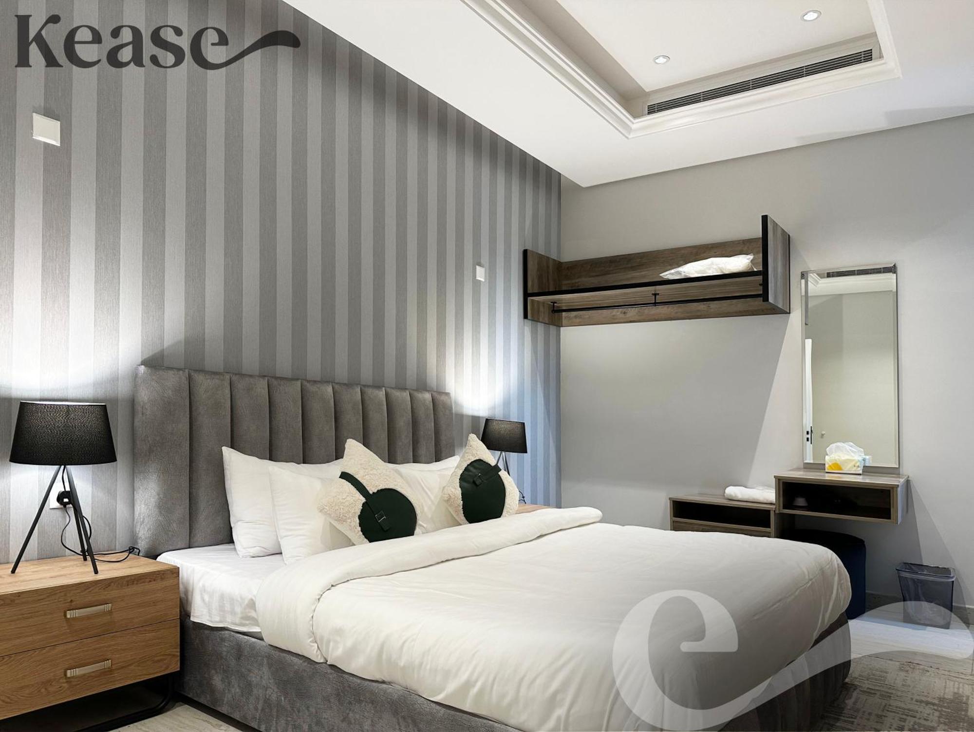 Kease Yasmin E-3 Royal Touch Gx80 *