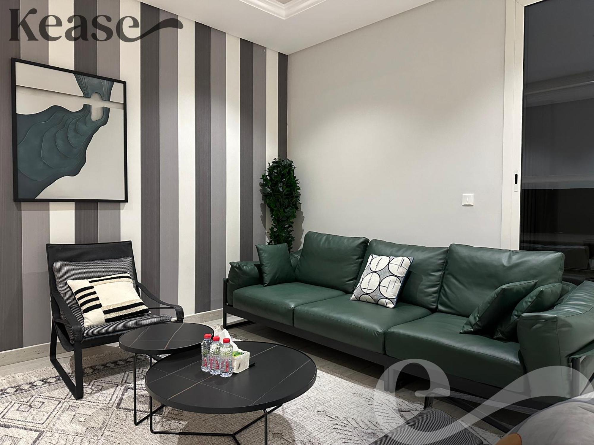 Kease Yasmin E-3 Royal Touch Gx80 Apartment *